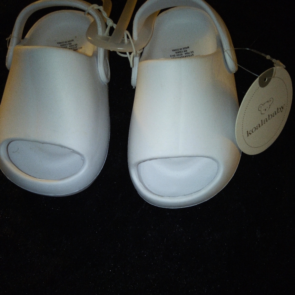 Baby crocks